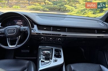 Позашляховик / Кросовер Audi Q7 2019 в Дніпрі