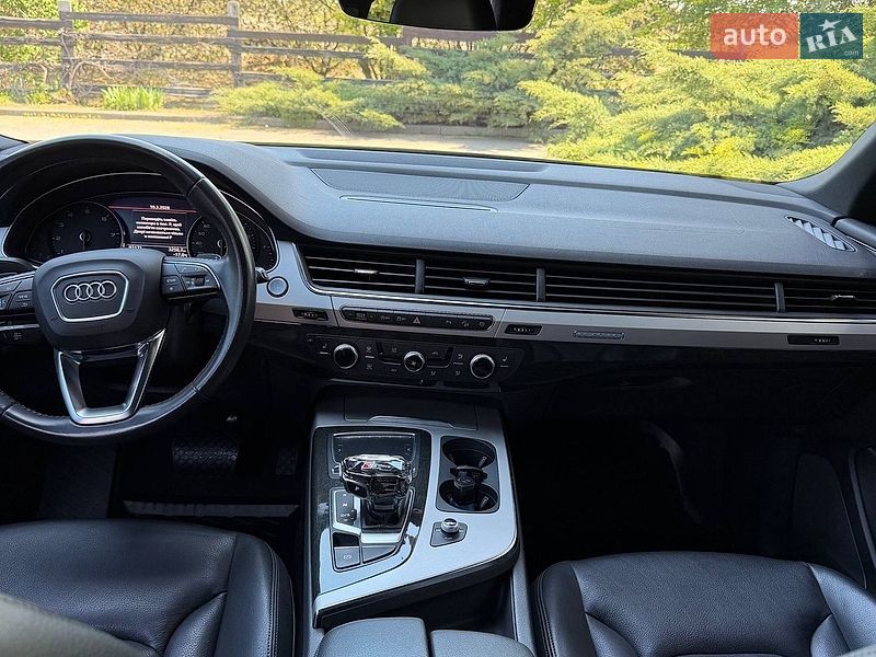 Позашляховик / Кросовер Audi Q7 2019 в Дніпрі
