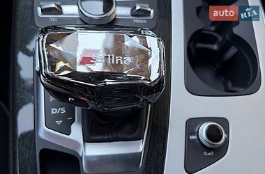 Позашляховик / Кросовер Audi Q7 2019 в Дніпрі