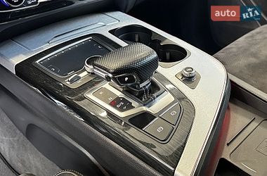 Внедорожник / Кроссовер Audi Q7 2017 в Киеве