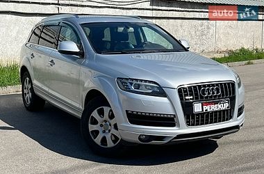 Позашляховик / Кросовер Audi Q7 2010 в Києві