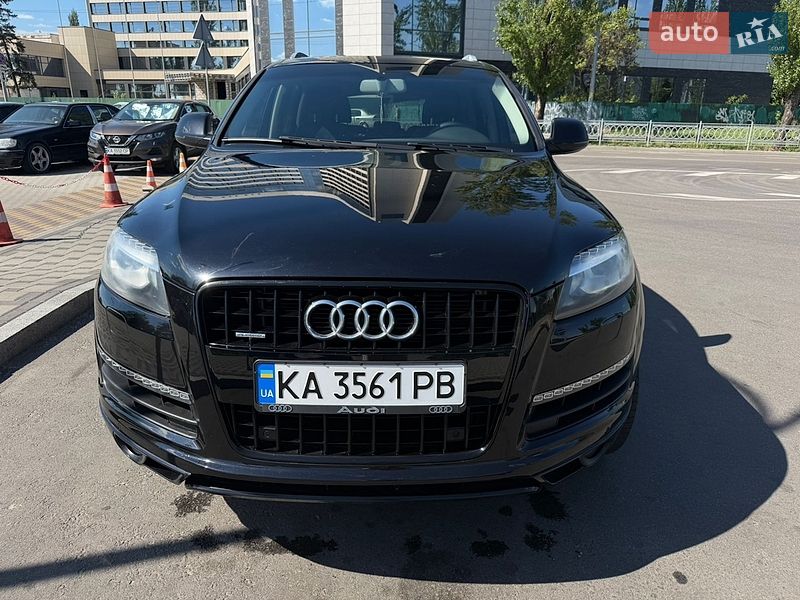 Внедорожник / Кроссовер Audi Q7 2012 в Киеве
