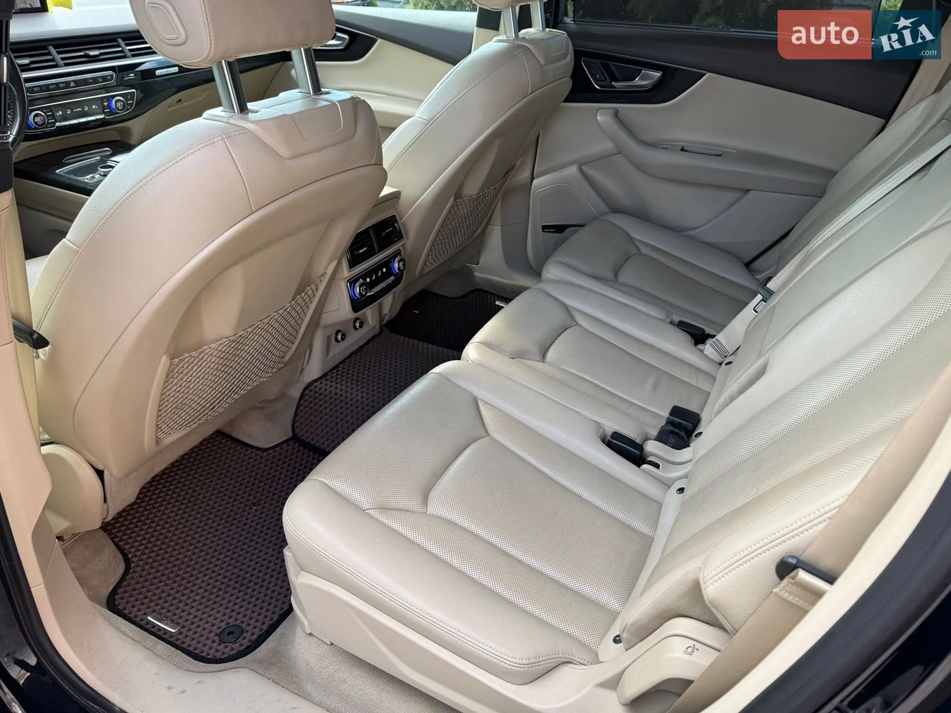 2017 Audi Q7 - мініатюра 9