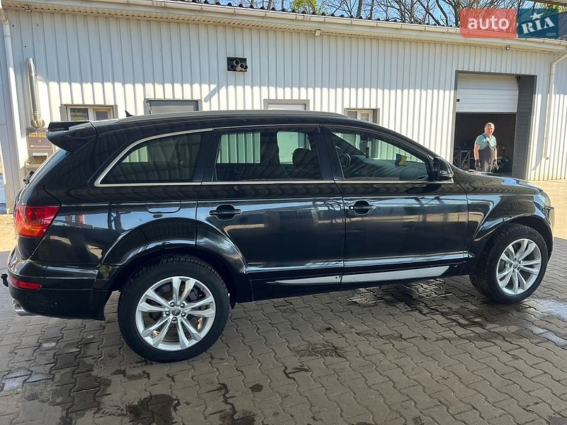 Внедорожник / Кроссовер Audi Q7 2006 в Сумах