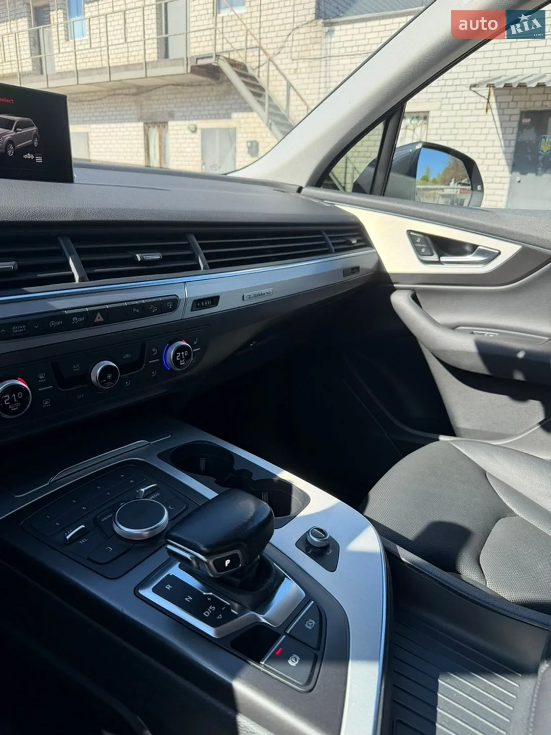 2016 Audi Q7 - мініатюра 22