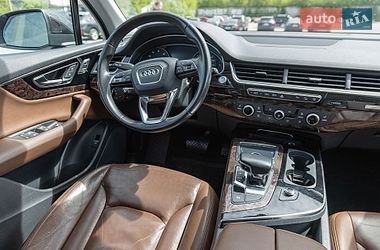 Внедорожник / Кроссовер Audi Q7 2016 в Киеве