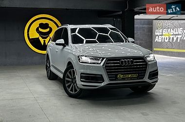 Внедорожник / Кроссовер Audi Q7 2018 в Черновцах