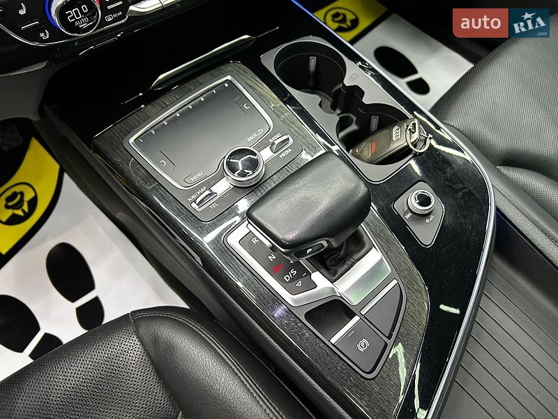 Позашляховик / Кросовер Audi Q7 2018 в Чернівцях