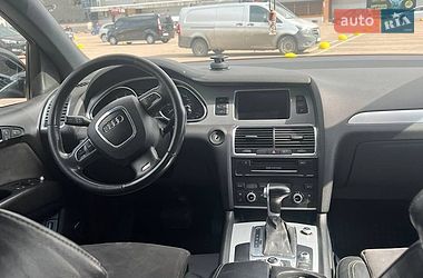 Позашляховик / Кросовер Audi Q7 2011 в Житомирі