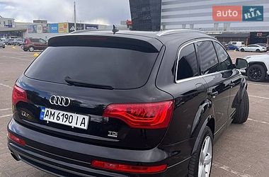 Позашляховик / Кросовер Audi Q7 2011 в Житомирі