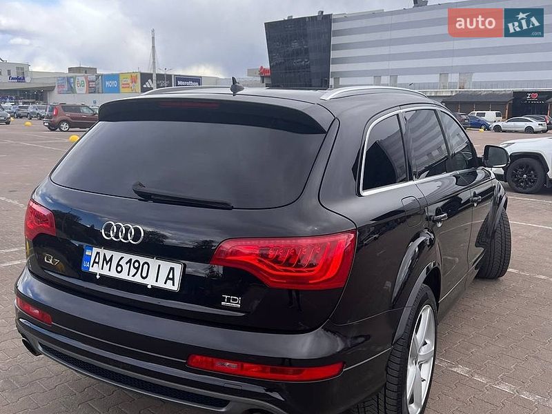 Позашляховик / Кросовер Audi Q7 2011 в Житомирі