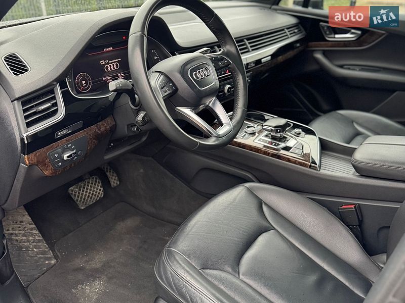 Внедорожник / Кроссовер Audi Q7 2018 в Львове