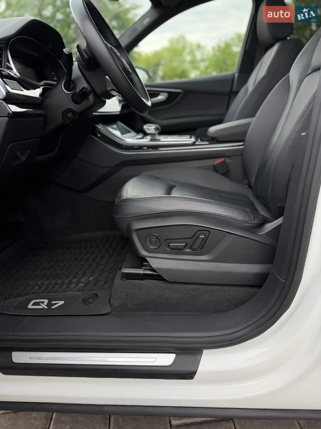 2021 Audi Q7 - мініатюра 18