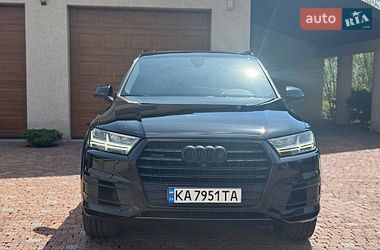 Позашляховик / Кросовер Audi Q7 2016 в Тячеві