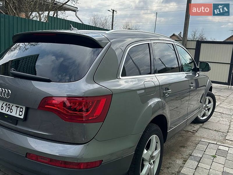Внедорожник / Кроссовер Audi Q7 2012 в Киеве