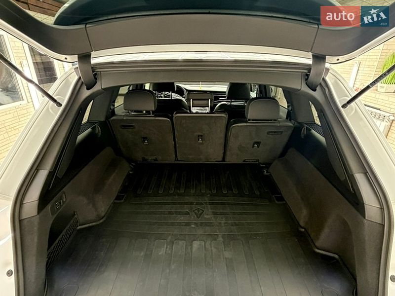 Внедорожник / Кроссовер Audi Q7 2021 в Киеве