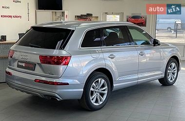 Внедорожник / Кроссовер Audi Q7 2017 в Киеве