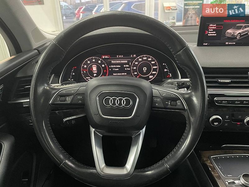 Внедорожник / Кроссовер Audi Q7 2017 в Киеве