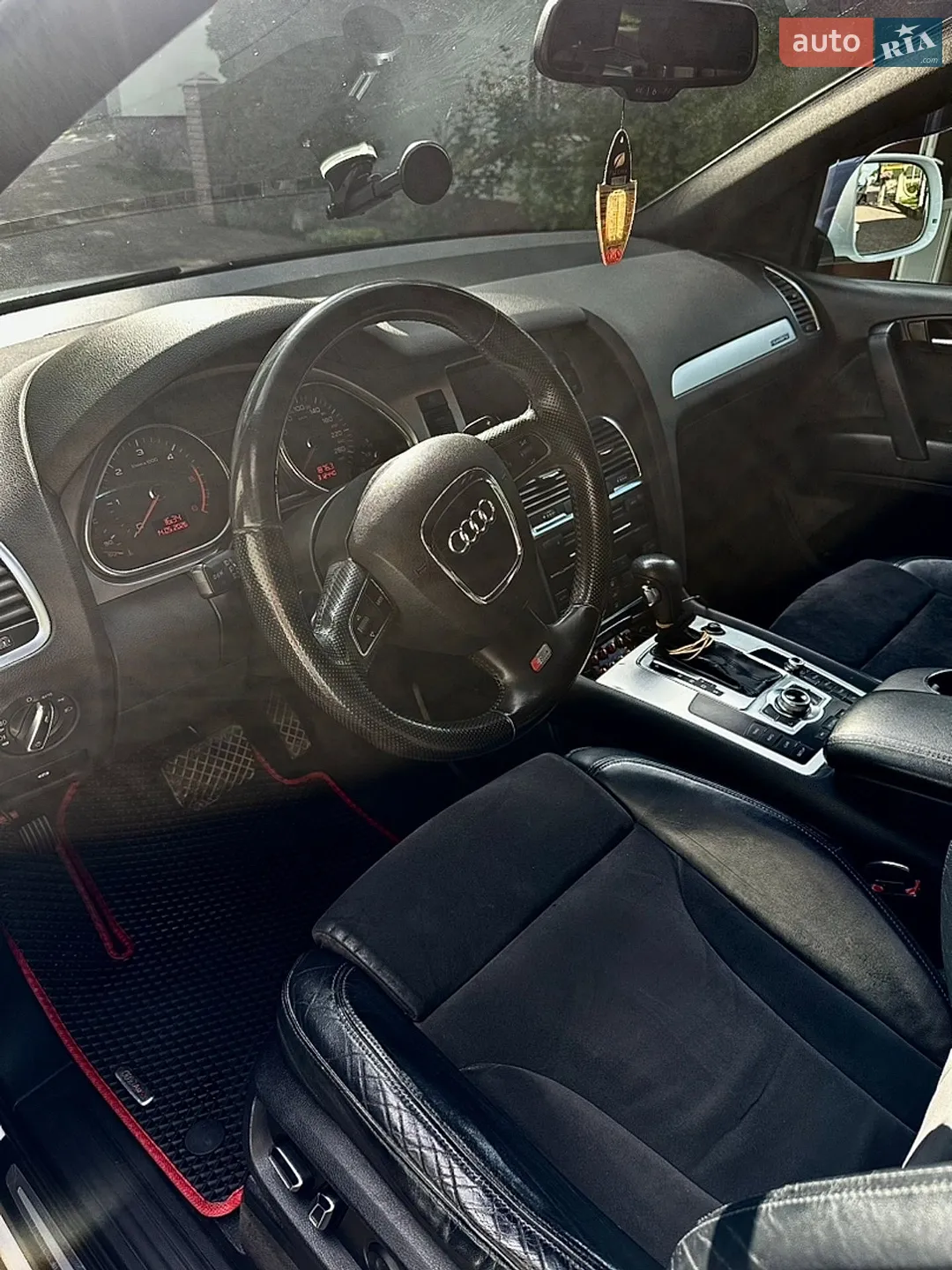 2010 Audi Q7 - мініатюра 8