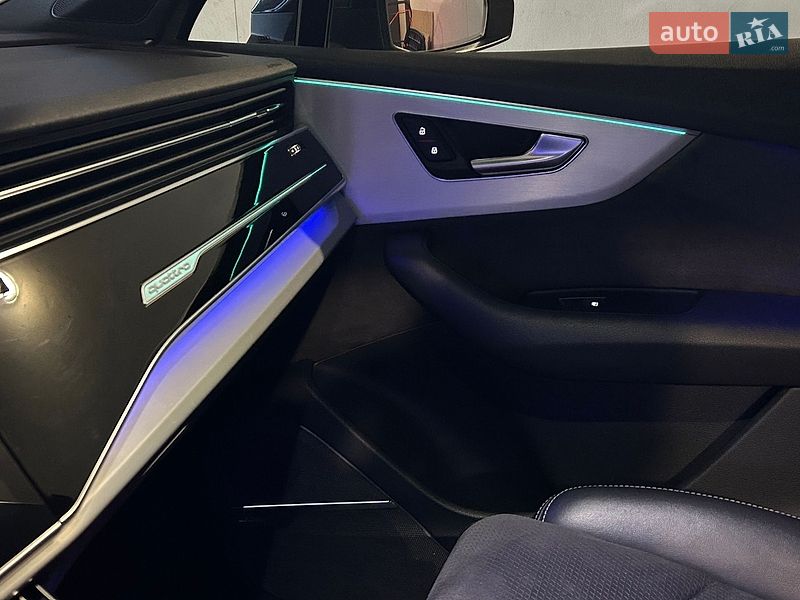 Внедорожник / Кроссовер Audi Q7 2020 в Львове