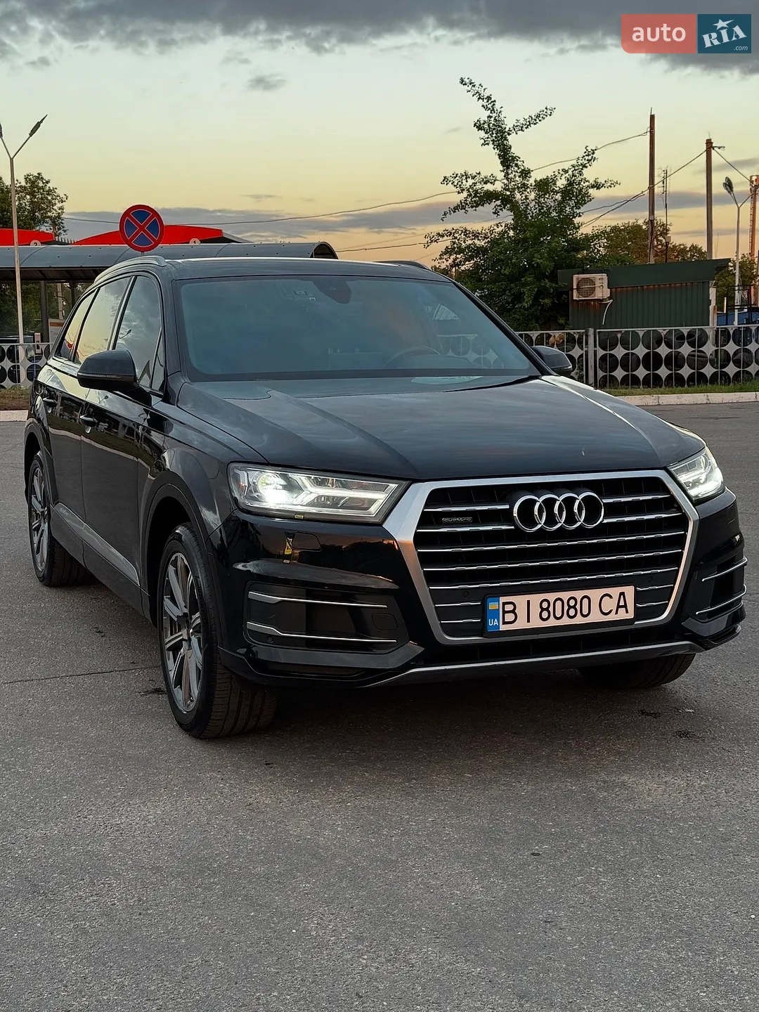 2017 Audi Q7 - мініатюра 2