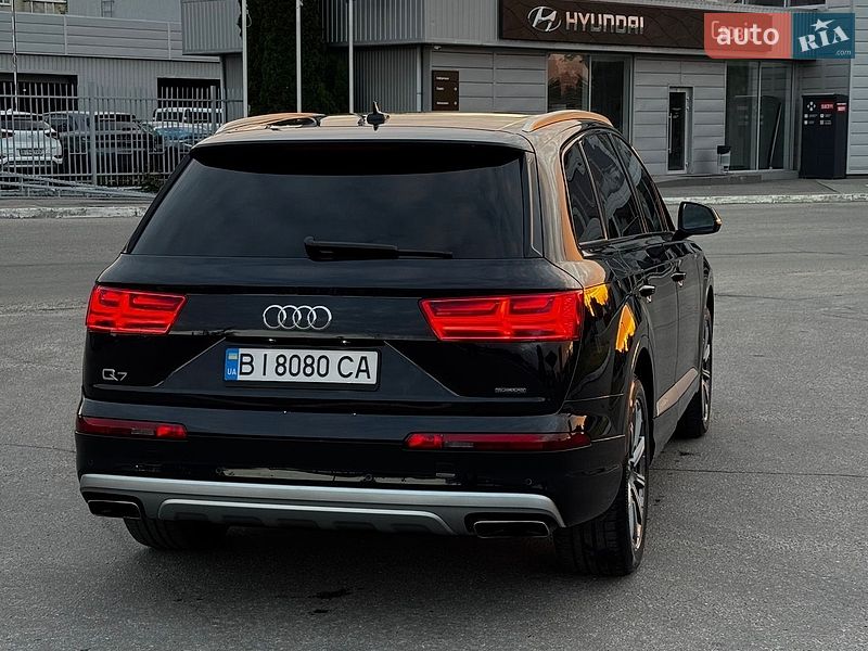 Внедорожник / Кроссовер Audi Q7 2017 в Кременчуге
