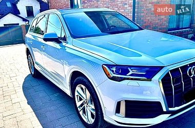 Позашляховик / Кросовер Audi Q7 2022 в Тернополі
