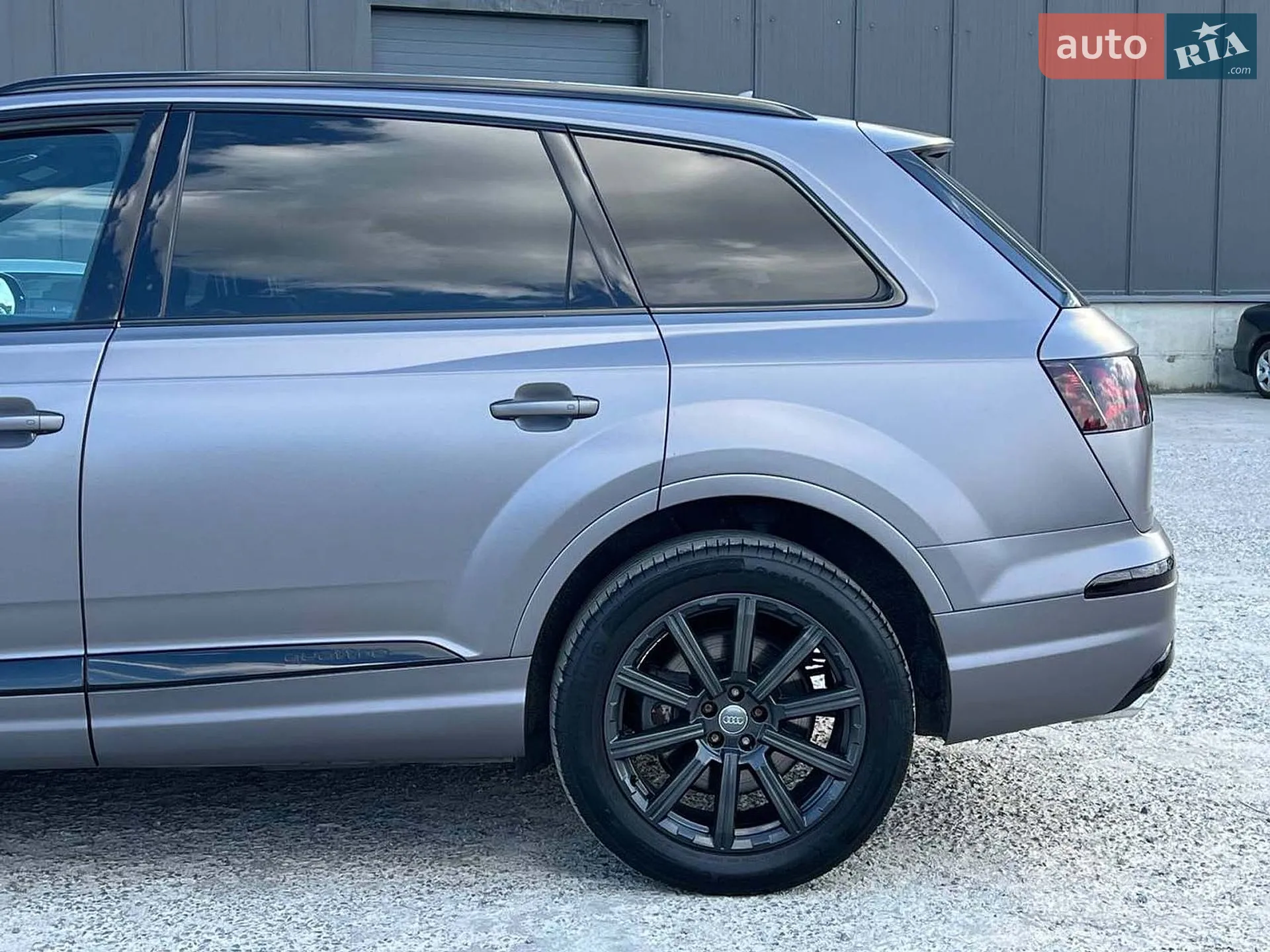 2017 Audi Q7 - мініатюра 2