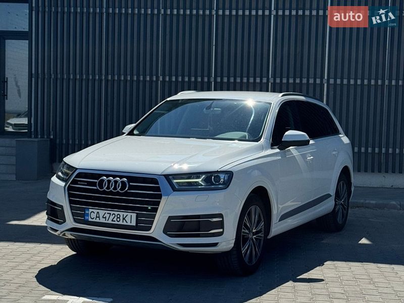 Audi Q7 2015
