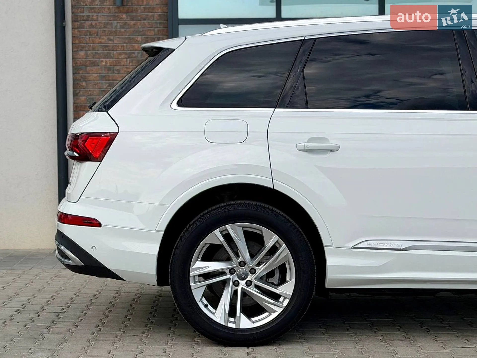 2019 Audi Q7 - мініатюра 16