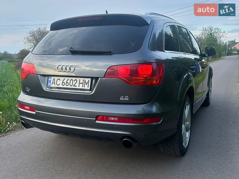 Внедорожник / Кроссовер Audi Q7 2007 в Луцке