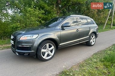 Внедорожник / Кроссовер Audi Q7 2007 в Луцке