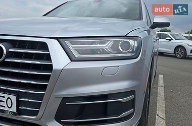 Позашляховик / Кросовер Audi Q7 2017 в Києві
