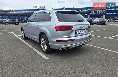 Позашляховик / Кросовер Audi Q7 2017 в Києві