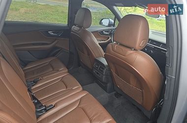 Позашляховик / Кросовер Audi Q7 2017 в Києві