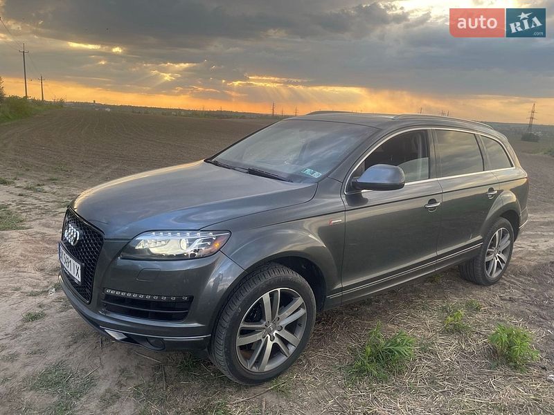 Внедорожник / Кроссовер Audi Q7 2012 в Ровно
