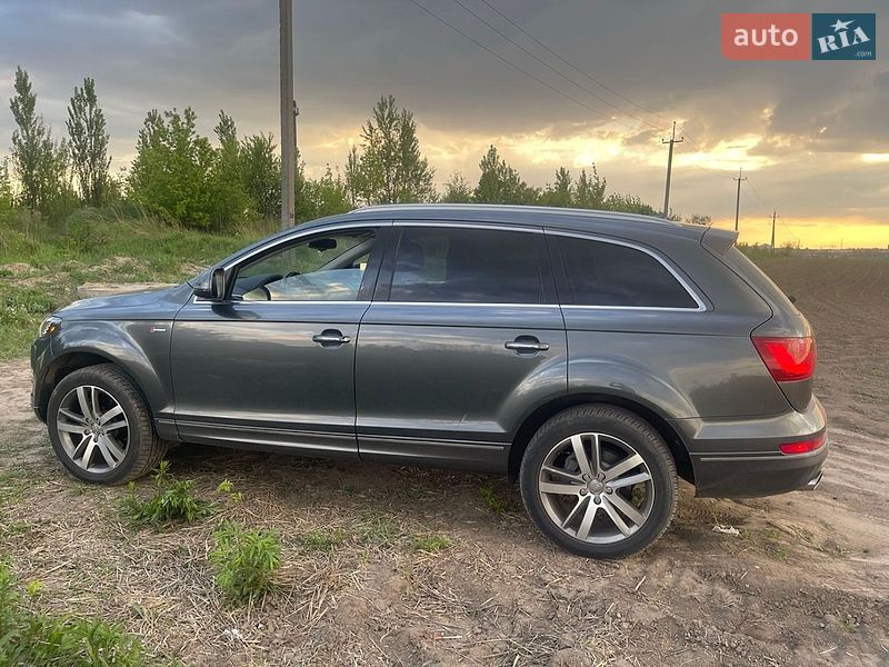 Внедорожник / Кроссовер Audi Q7 2012 в Ровно