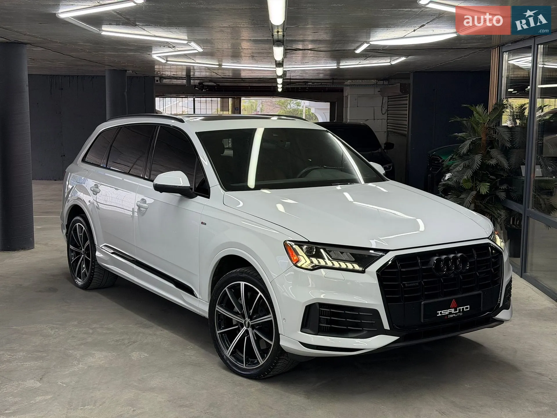2020 Audi Q7 - фото 1