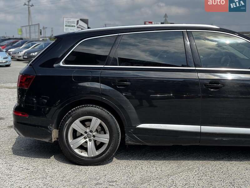 Позашляховик / Кросовер Audi Q7 2018 в Львові