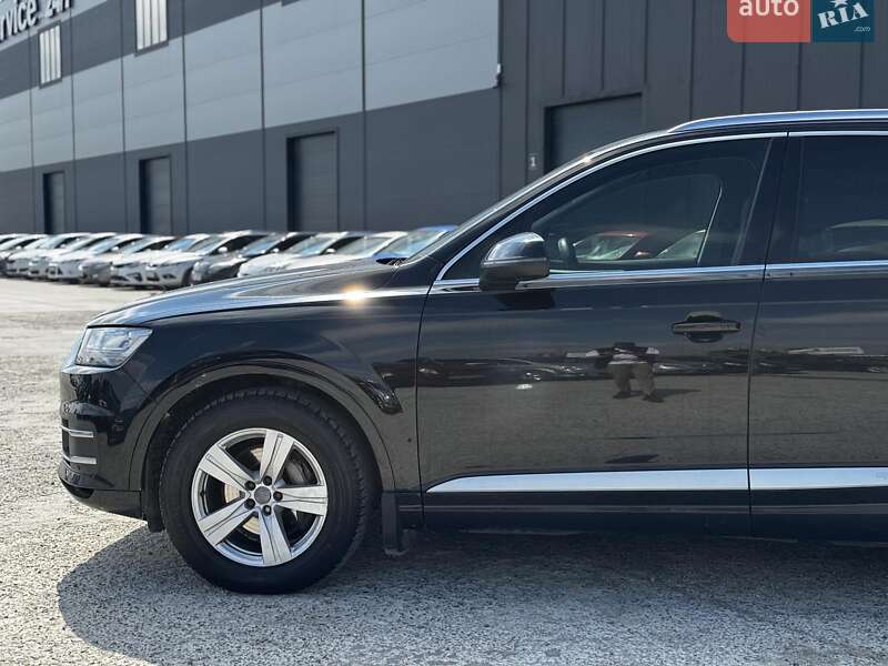 Позашляховик / Кросовер Audi Q7 2018 в Львові