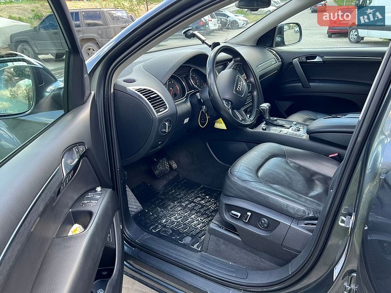 Позашляховик / Кросовер Audi Q7 2012 в Львові