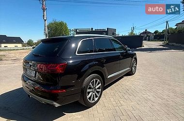 Позашляховик / Кросовер Audi Q7 2018 в Львові