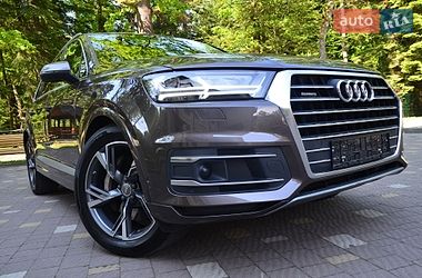 Позашляховик / Кросовер Audi Q7 2015 в Трускавці