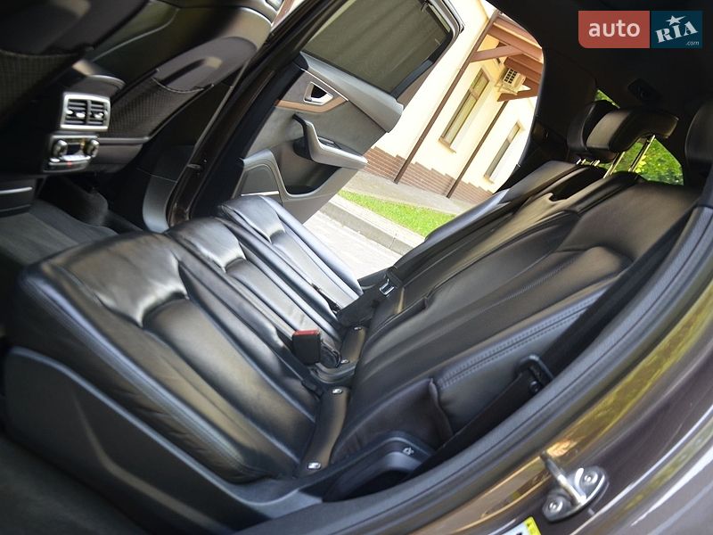 Позашляховик / Кросовер Audi Q7 2015 в Трускавці