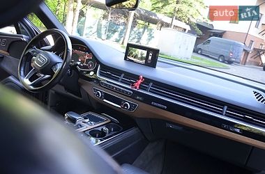 Позашляховик / Кросовер Audi Q7 2015 в Трускавці