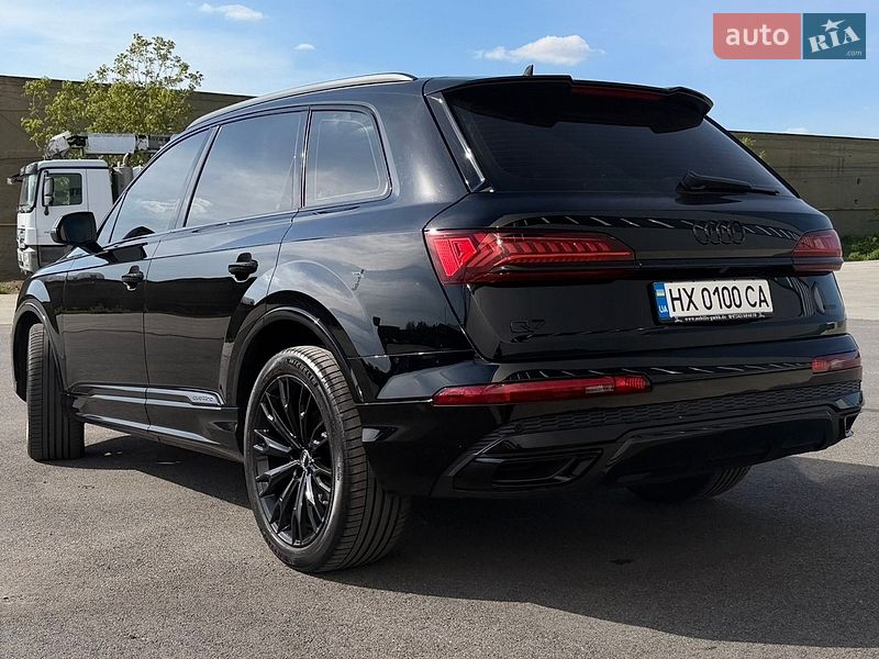Внедорожник / Кроссовер Audi Q7 2020 в Виннице