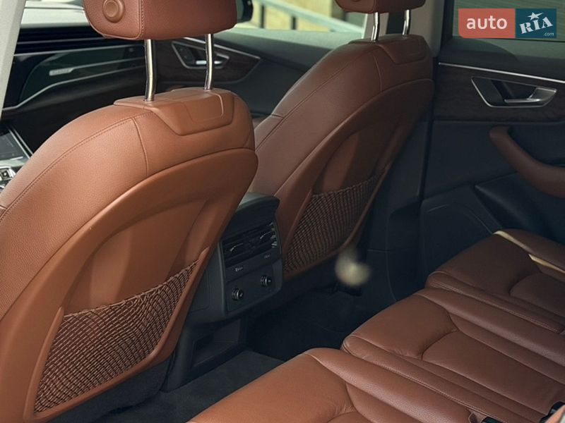 Внедорожник / Кроссовер Audi Q7 2020 в Виннице
