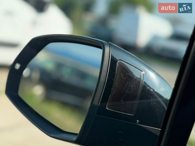 Позашляховик / Кросовер Audi Q7 2017 в Володимирі