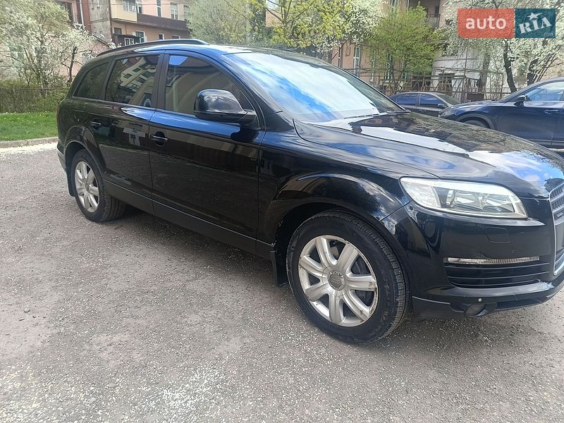 Позашляховик / Кросовер Audi Q7 2007 в Івано-Франківську