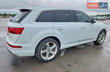 Позашляховик / Кросовер Audi Q7 2018 в Львові